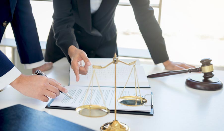 Cum sa-ti protejezi afacerea de litigii juridice costisitoare